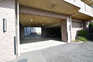 【駐車場】 | 現地見学や資料請求などお気軽にハウス・エージェントまでお問合わせ下さい。
◎TEL：0800-831-2135【通話料無料】◎周辺環境とあわせて現地ご案内致します