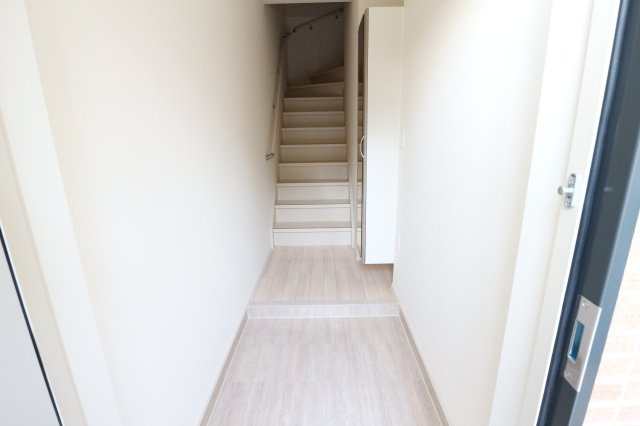 フォーレストガーデンの玄関