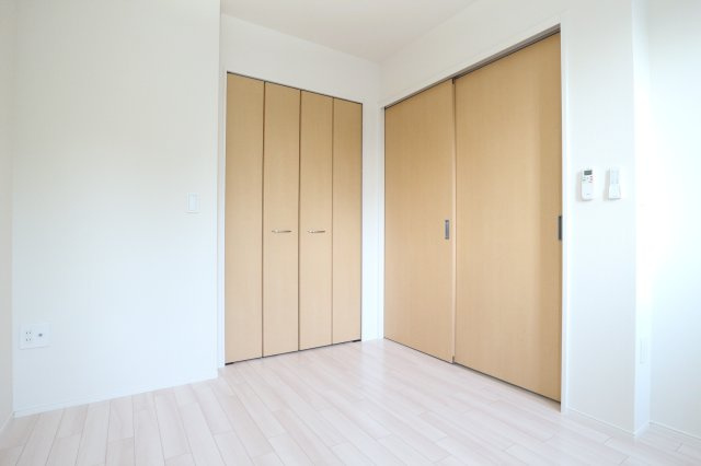 フォーレストガーデンの寝室