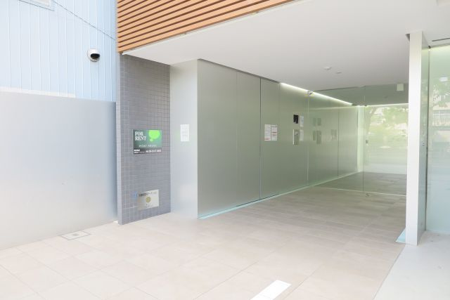 フェーリス北堀江のエントランス