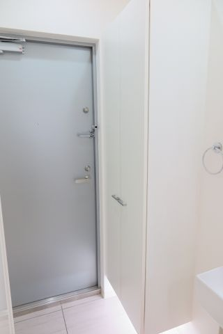 フェーリス北堀江の玄関