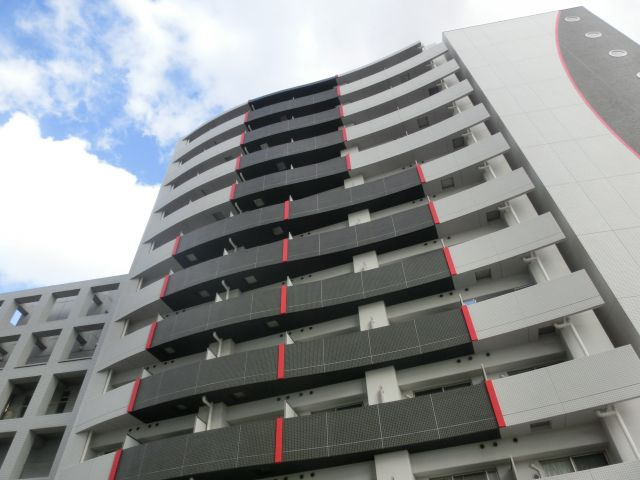 アフルエンス難波