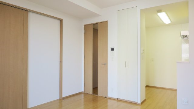 なんばグランドマスターズタワーの居間・リビング|イメージ