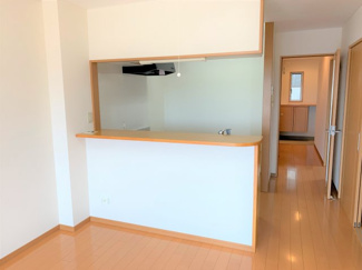 【居間・リビング】 | さくらいマンション立野 | 使いやすい居間です