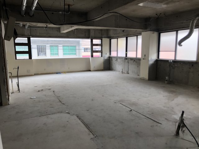 Aスタービル2階の内装