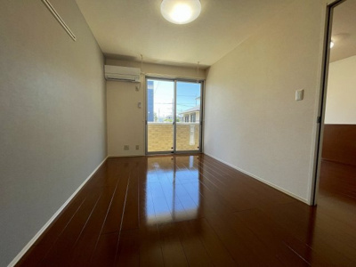 【洋室】 | メゾンベール