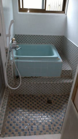 中之島アパートの浴室