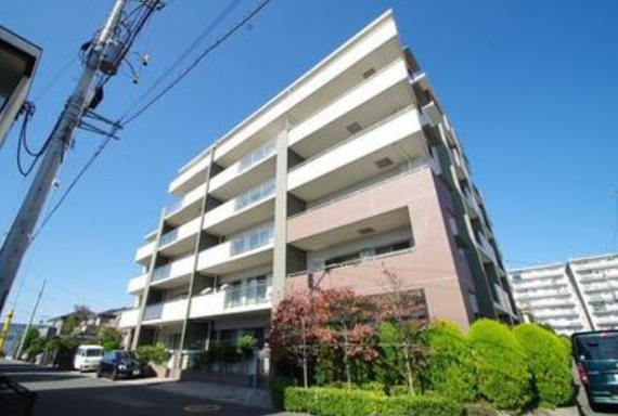 レリアコート新越谷