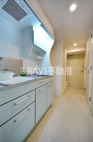 SERENiTE谷四　BRAVI不動産のキッチン|【セレニテ谷四】キッチンです