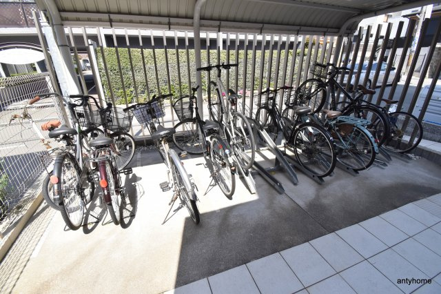 リッシュテーレ　仲介手数料無料の駐車場