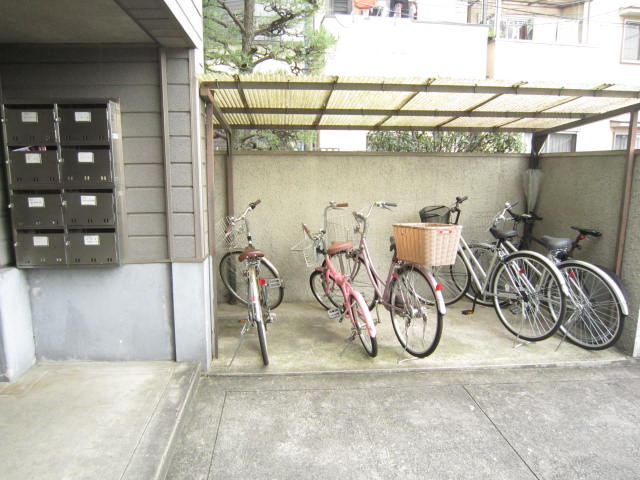 小畑川ハイツのその他共用部分|駐輪場