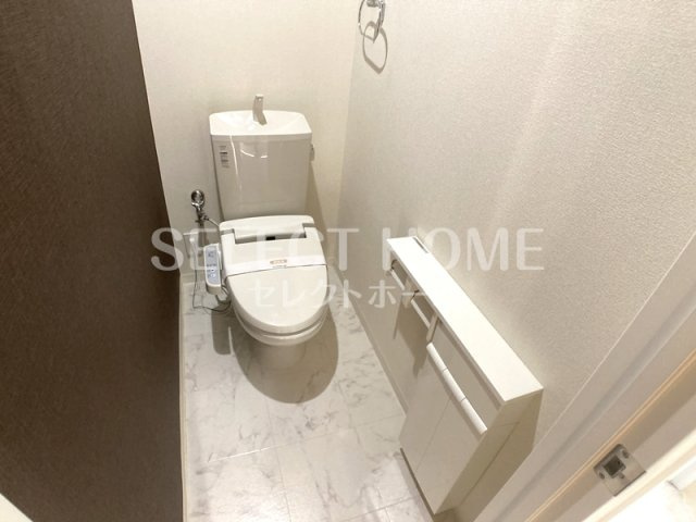 【トイレ】 | サンハイツフレマリールＡ | シンプルで使いやすいトイレです
同型タイプ