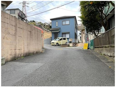 【前面道路含む現地写真】 | 鎌倉市大船　売地