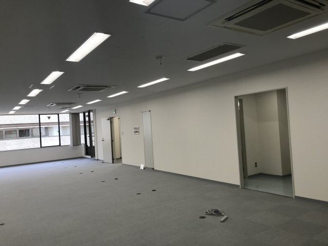 東日本橋ＮＦビルのロビー