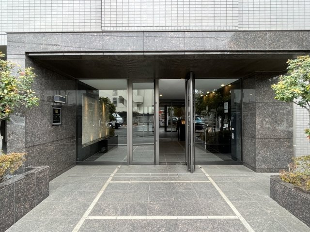 【エントランス】 | ルーブル鷺宮六番館
