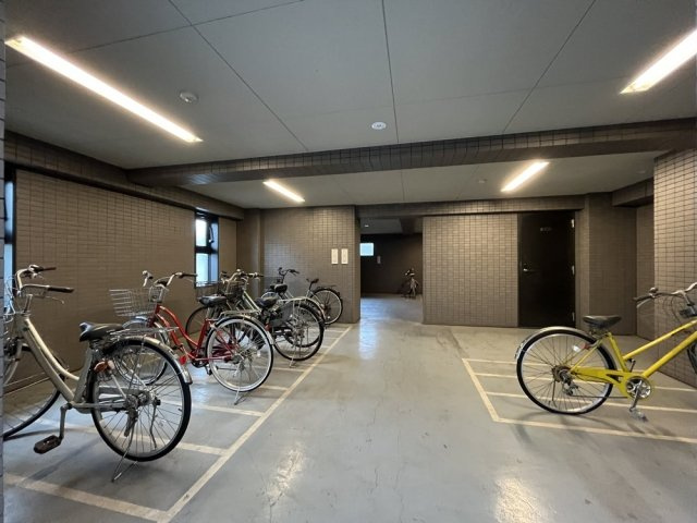 【その他共用部分】 | ルーブル鷺宮六番館 | 駐輪場
