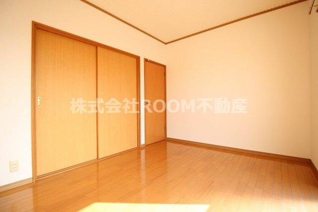 ハイクオリティーハイツの居間・リビング|こちらの居間で趣味の時間をお楽しみください