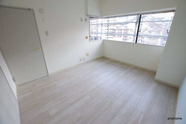 メゾンドノブレ　仲介手数料無料の洋室|広々とした洋室です