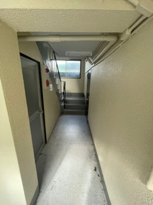 【ロビー】 | 甲武ビル