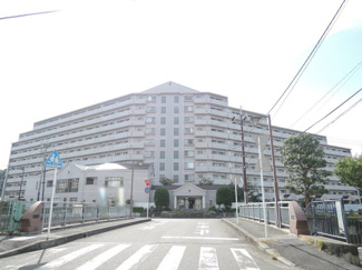 【外観】 | 総戸数１５８戸、平成２年３月築、管理人は住込勤務につき管理体制良好です♪