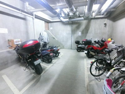 【その他共用部分】 | マイキャッスル菊名Ⅱ | バイク置場です。