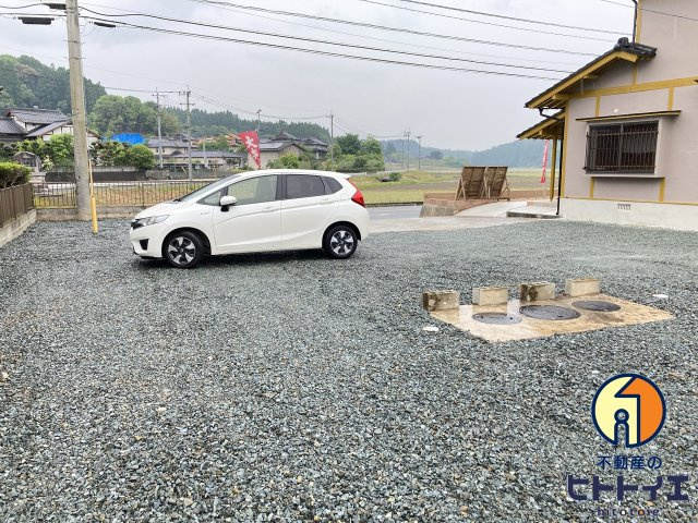 和水町　中古住宅の駐車場|駐車場の用意があります