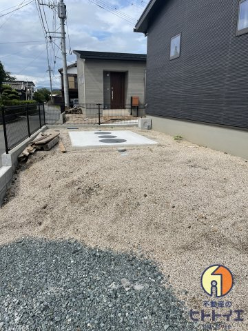 城島町楢津新築住宅の駐車場