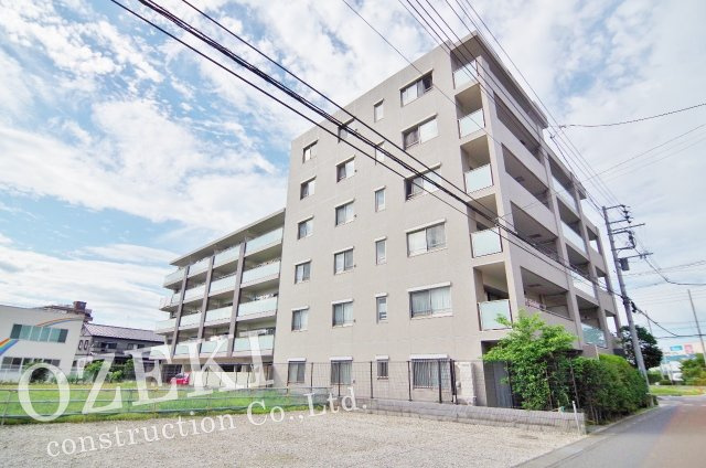 レクセル新越谷の外観