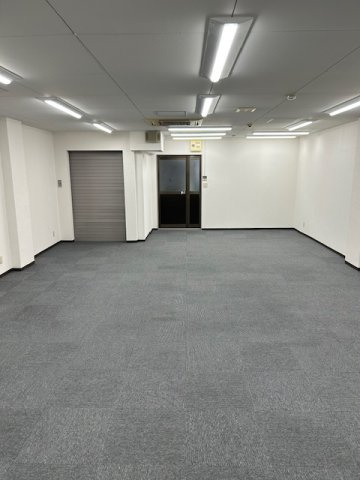 一之江妙見屋ビルの内装