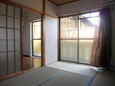 ピアレス千本の内装|洋室に改装済