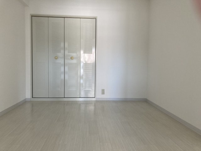 エクセル難波の洋室