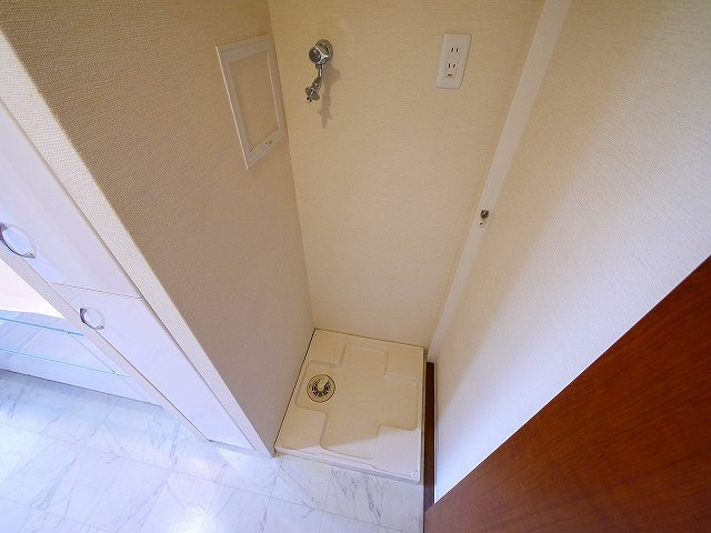 レイセニット奈良グラン・ヴェルジェの設備|嬉しい室内洗濯機置き場がございます。