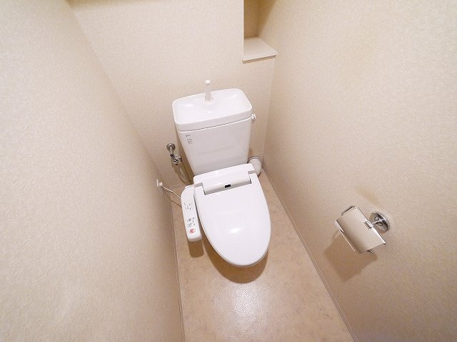レイセニット奈良グラン・ヴェルジェのトイレ|落ち着いたトイレです