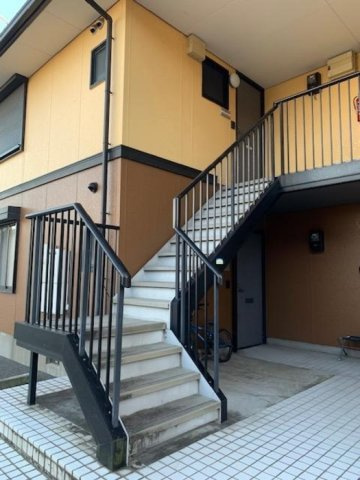 ミーツハオスＫ（ケイ）【キャッシュバック対象物件】のエントランス|ゆとりのあるエントランスです