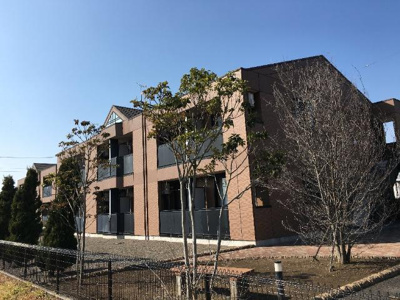 【外観】 | グランチェスタA | 外観写真（昼）