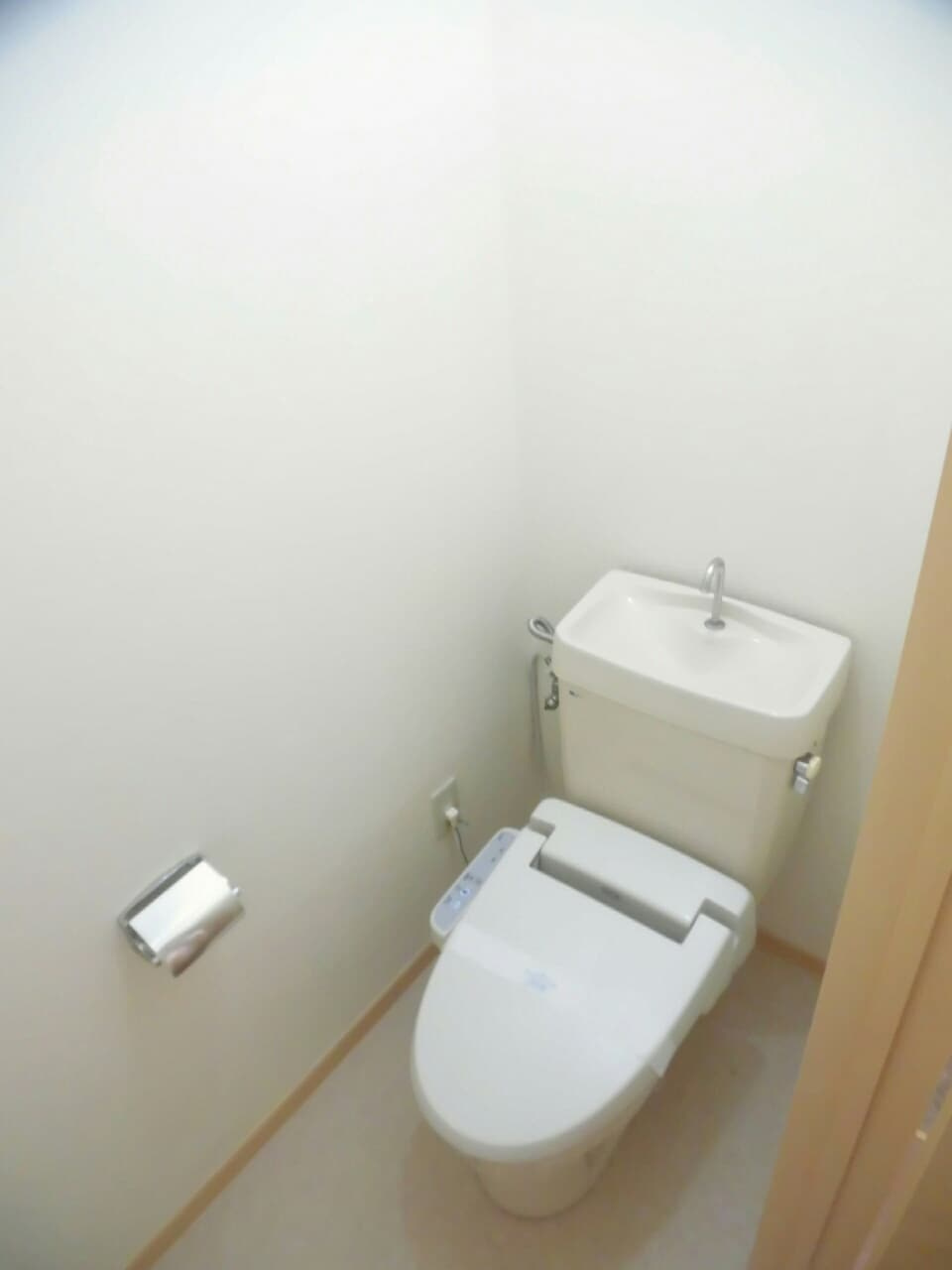 ホワイトルーム飯村 Aのトイレ
