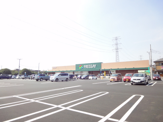 コテージA棟の周辺|フレッセイ（スパー）まで2,500ｍ