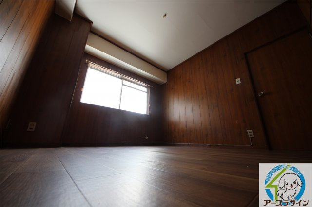 晴水ビルの洋室|広々とした洋室です