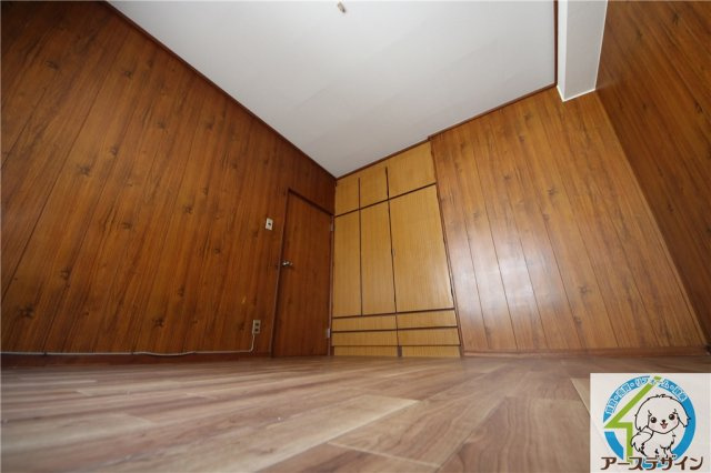 晴水ビルの洋室|スタンダードな洋室です