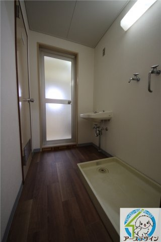 晴水ビルの洗面所|洗面所です