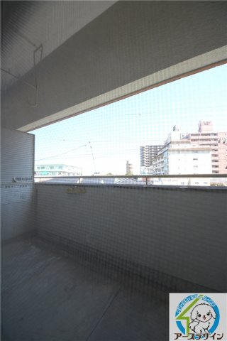 晴水ビルのバルコニー|バルコニー付きです