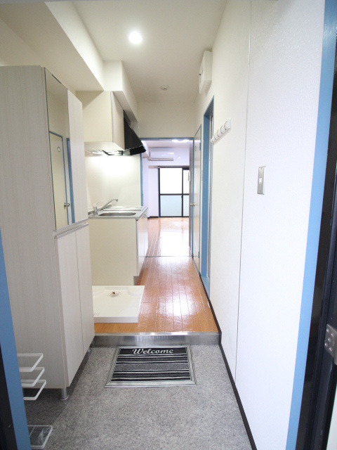 リバティハウスの玄関