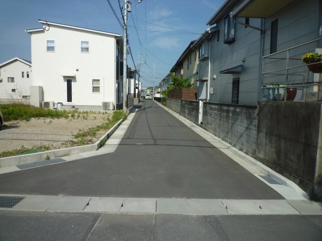 大島分譲地Ⅱ期の前面道路含む現地写真