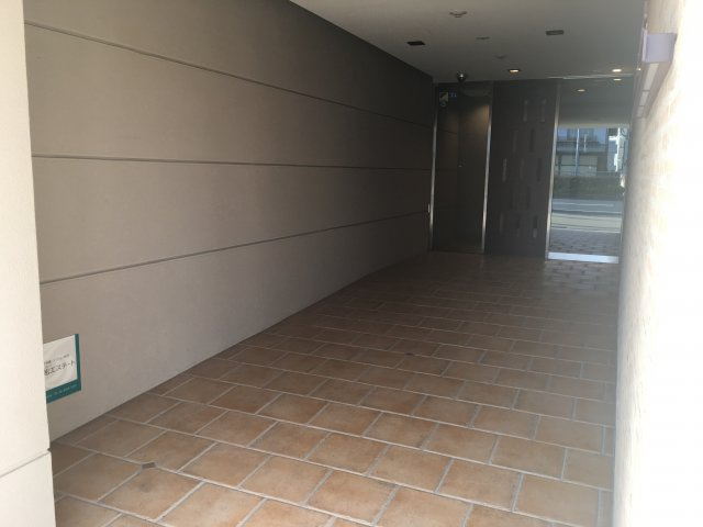 【エントランス】 | シルエラコウナンヤマテ