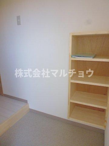 スマイリア桃の木の収納|小物を収納するのに便利です