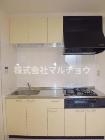 スマイリア桃の木のキッチン|コンパクトなキッチンで掃除もラクラク