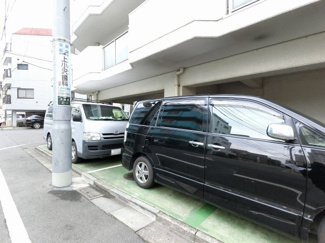 【駐車場】 | 平置き駐車場です。