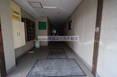 【エントランス】 | メゾン朝日八戸ノ里