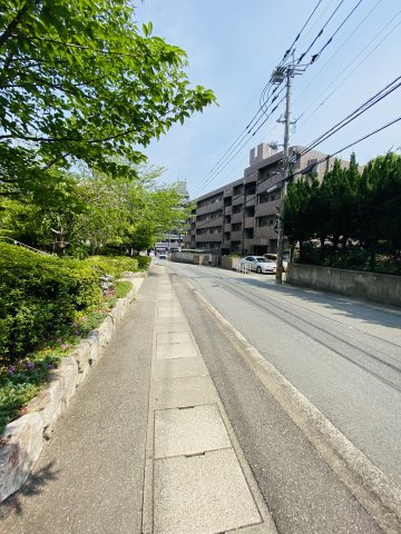 JQ高宮多賀の杜の周辺