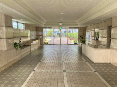 【エントランス】 | サーパスタウン大町1番館 | サーパスタウン大町　管理の行き届いたエントランス